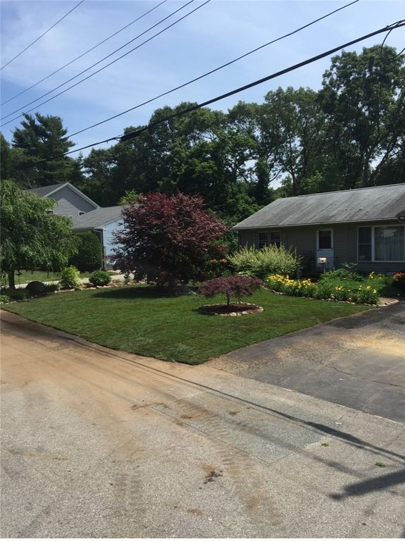 146 Edmond Drive, Warwick, RI 02886