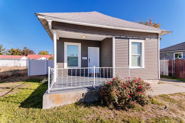 1111 E Longfellow Ave, Spokane, WA 99207