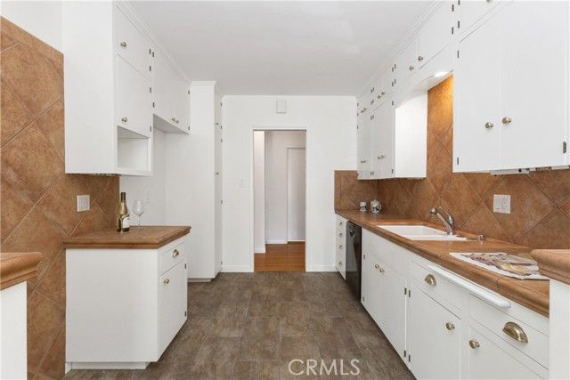 4527 E Shaw, Long Beach, CA 90803