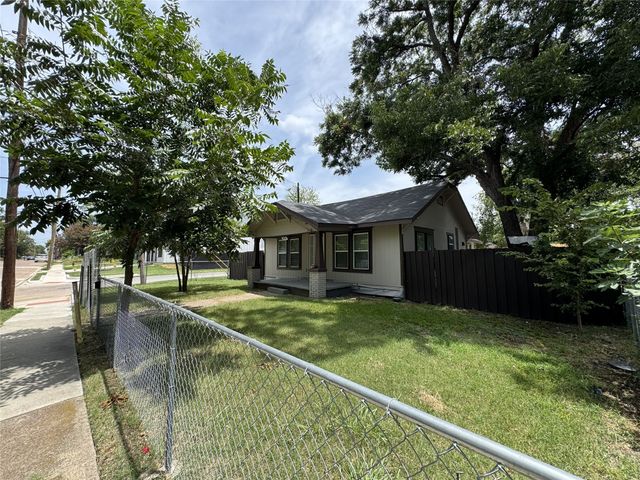 3630 Penelope Street, Dallas, TX 75210