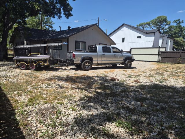 3630 Penelope Street, Dallas, TX 75210