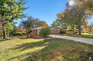 1522 Givens Road, Manhattan, KS 66502