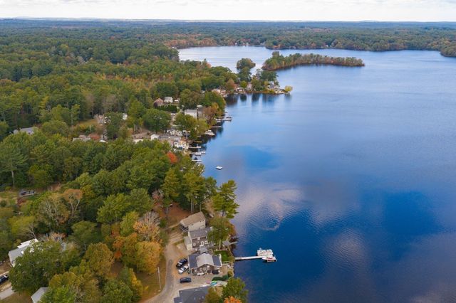 7 Deveuve Ln, Pembroke, MA 02359