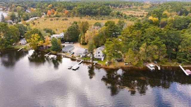 7 Deveuve Ln, Pembroke, MA 02359