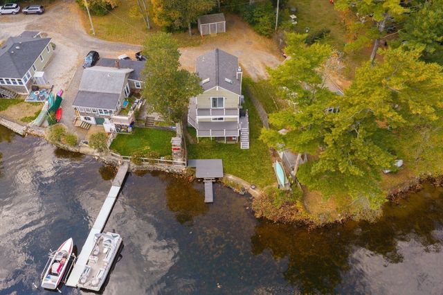7 Deveuve Ln, Pembroke, MA 02359
