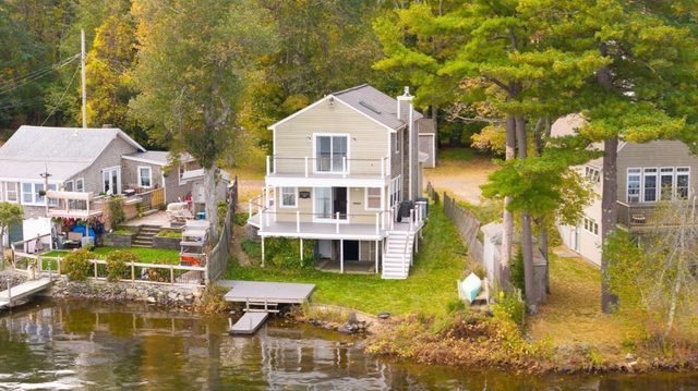 7 Deveuve Ln, Pembroke, MA 02359