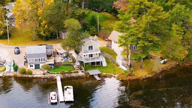 7 Deveuve Ln, Pembroke, MA 02359