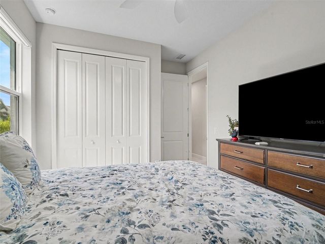 8144 STERNWAY ROAD, Sarasota, FL 34240