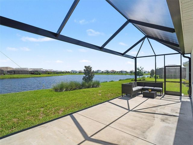 8144 STERNWAY ROAD, Sarasota, FL 34240