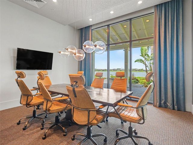 8144 STERNWAY ROAD, Sarasota, FL 34240