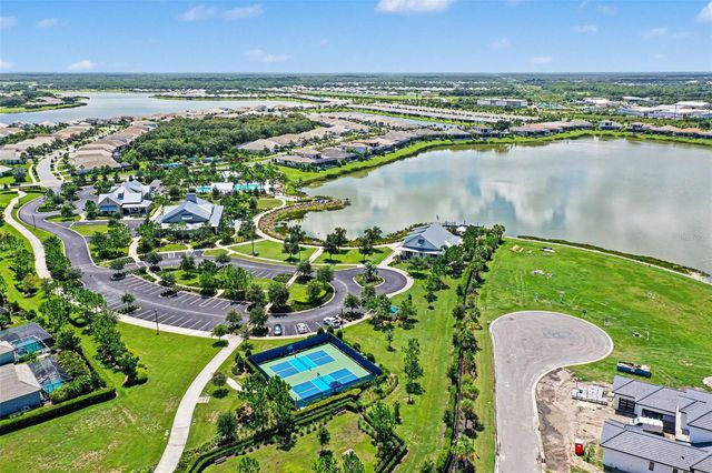 8144 STERNWAY ROAD, Sarasota, FL 34240