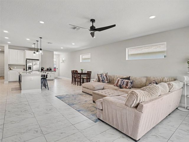 8144 STERNWAY ROAD, Sarasota, FL 34240