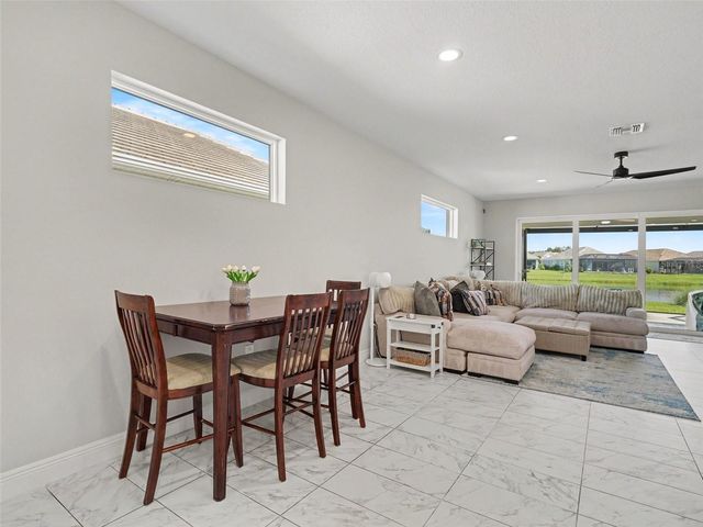 8144 STERNWAY ROAD, Sarasota, FL 34240