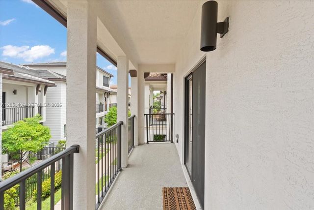 4746 NW 83rd Parkway, Doral, FL 33166
