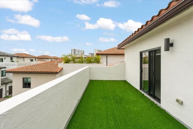 4746 NW 83rd Parkway, Doral, FL 33166