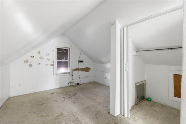 1330 AVENUE O Avenue, Carter Lake, IA 51510