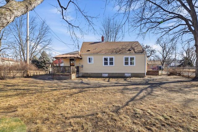 1330 AVENUE O Avenue, Carter Lake, IA 51510