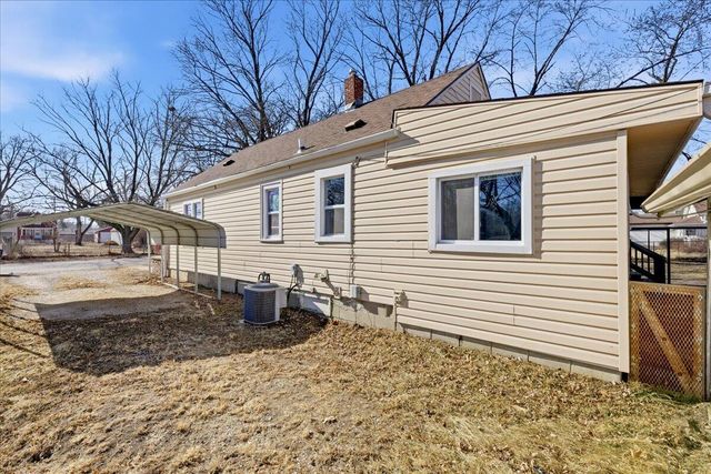 1330 AVENUE O Avenue, Carter Lake, IA 51510