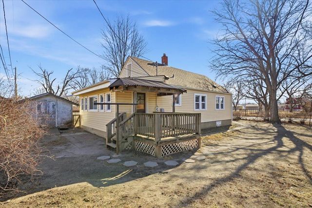 1330 AVENUE O Avenue, Carter Lake, IA 51510