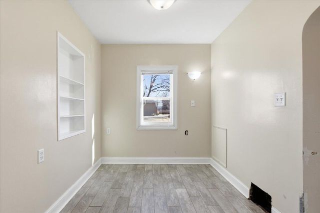 1330 AVENUE O Avenue, Carter Lake, IA 51510