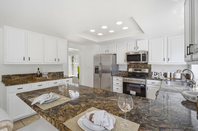 375 De Salle Terrace, Fremont, CA 94536