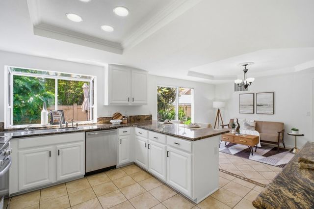 375 De Salle Terrace, Fremont, CA 94536