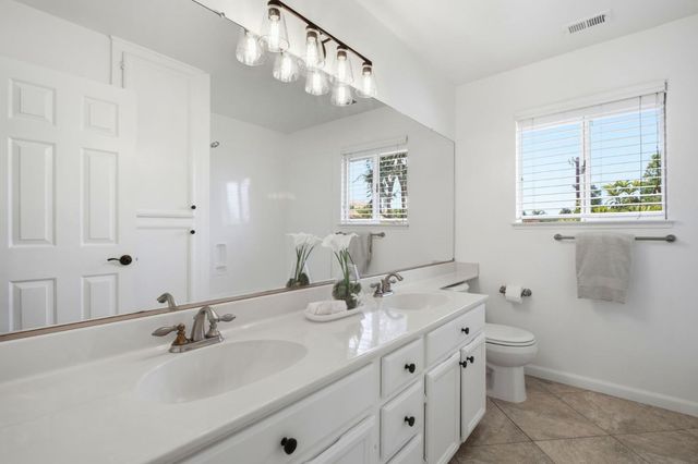 375 De Salle Terrace, Fremont, CA 94536
