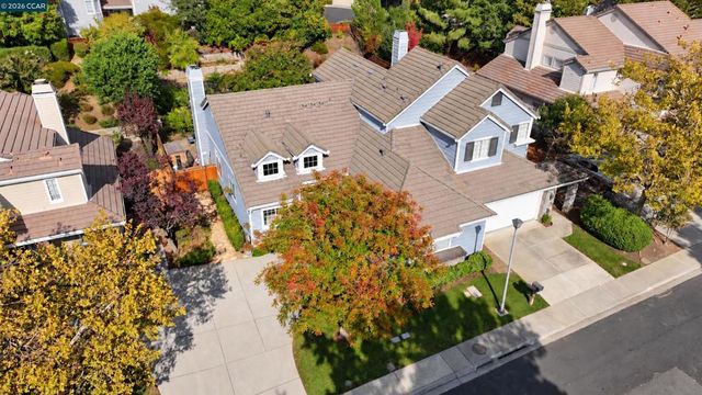 1725 Indian Wells Way, Clayton, CA 94517