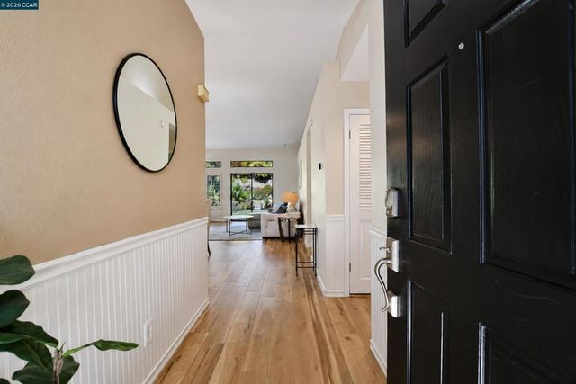1725 Indian Wells Way, Clayton, CA 94517