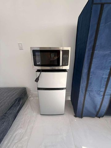 3461 SW 50th Terrace, Davie, FL 33314