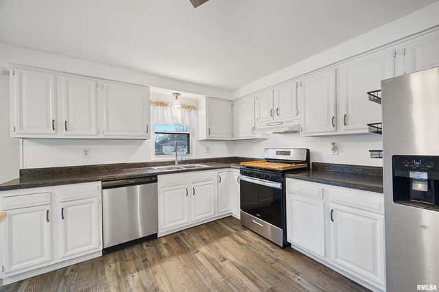 108 MEDINA Court, East Peoria, IL 61611