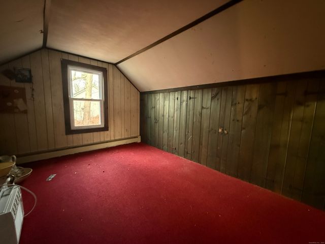 52 Lovers Lane, East Lyme, CT 06333