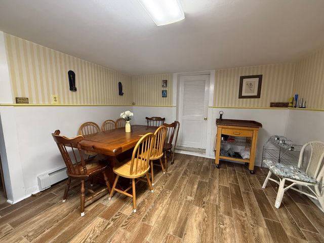 52 Lovers Lane, East Lyme, CT 06333