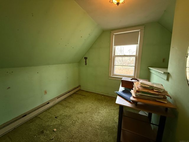 52 Lovers Lane, East Lyme, CT 06333