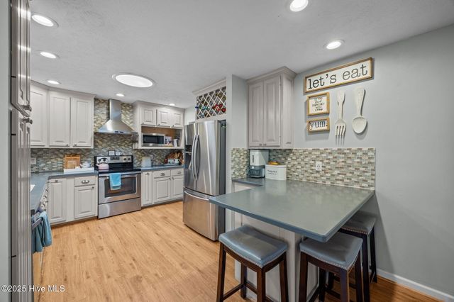 4950 Pinewood Drive, Hope Mills, NC 28348