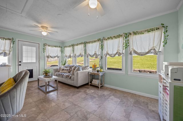 4950 Pinewood Drive, Hope Mills, NC 28348