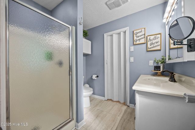 4950 Pinewood Drive, Hope Mills, NC 28348