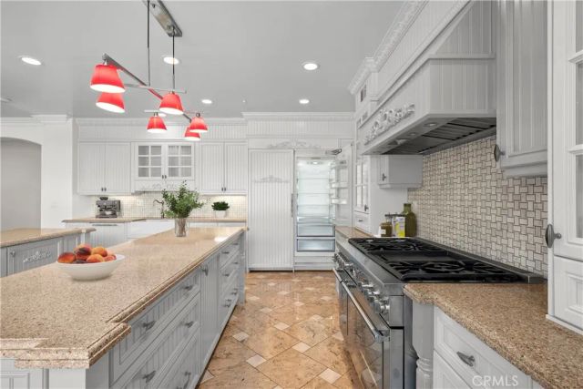 21045 Mendenhall Court, Topanga, CA 90290