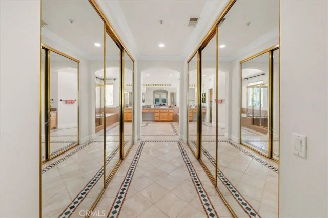 21045 Mendenhall Court, Topanga, CA 90290