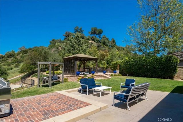 21045 Mendenhall Court, Topanga, CA 90290