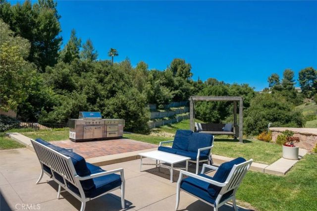 21045 Mendenhall Court, Topanga, CA 90290
