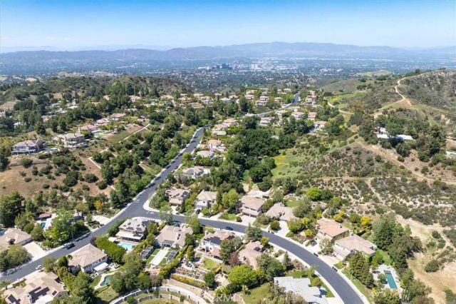 21045 Mendenhall Court, Topanga, CA 90290