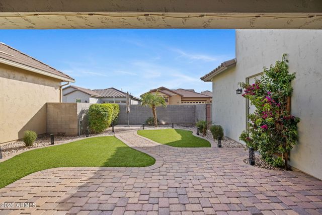 4527 E SKOUSEN Street, Gilbert, AZ 85295