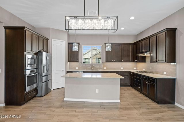 4527 E SKOUSEN Street, Gilbert, AZ 85295