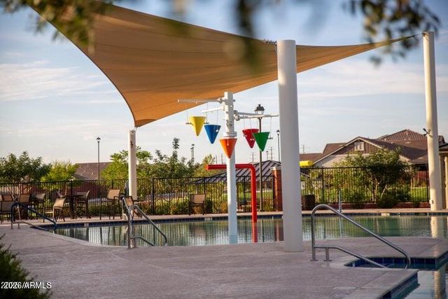 4527 E SKOUSEN Street, Gilbert, AZ 85295