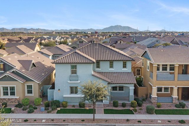 4527 E SKOUSEN Street, Gilbert, AZ 85295