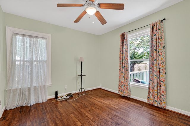 712 Edgefield Drive, Garland, TX 75040