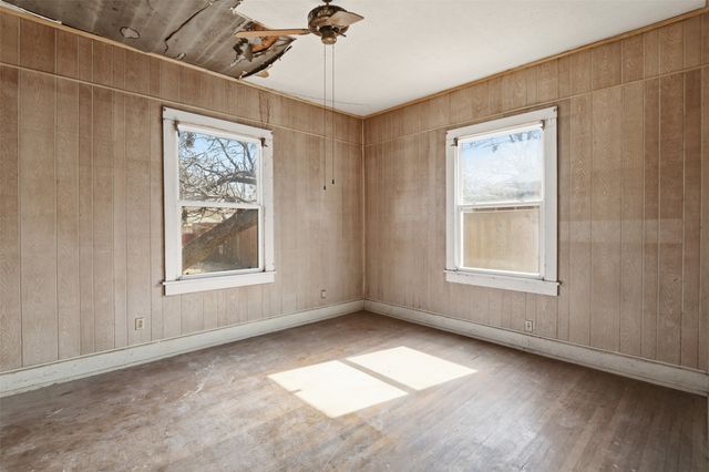 318 S Montclair Avenue, Dallas, TX 75208