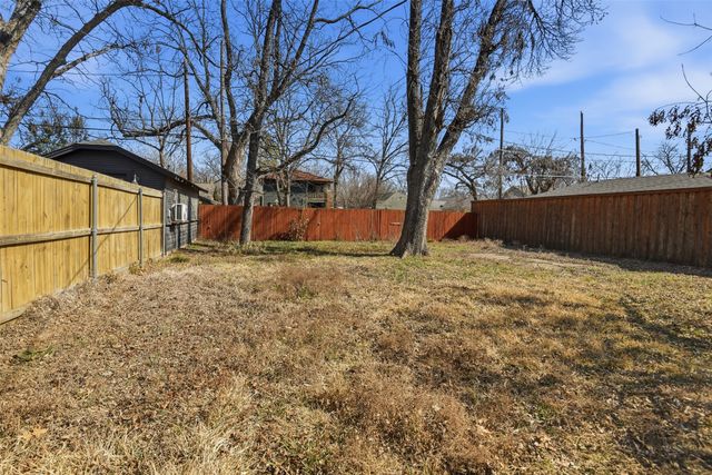 318 S Montclair Avenue, Dallas, TX 75208