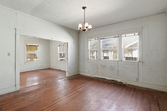318 S Montclair Avenue, Dallas, TX 75208